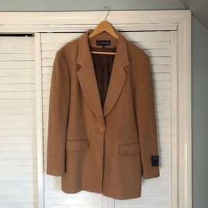 Wool/cashmere camel coat